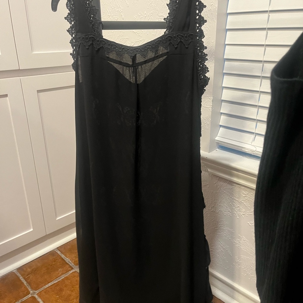 Elegant Black Lace Dress
